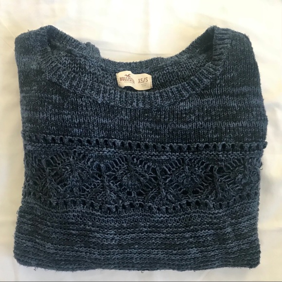 Hollister Sweater - Picture 1 of 4